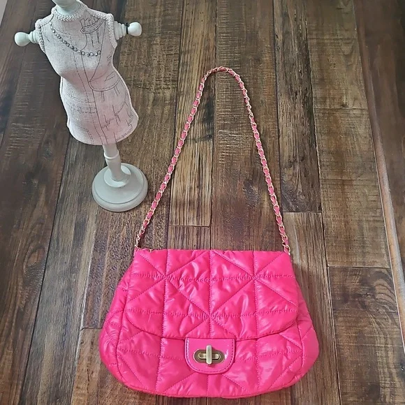 Chico's Gorgeous Hot Pink Quilted Chain‎ Shoulder Bag - Picture 11 of 11
